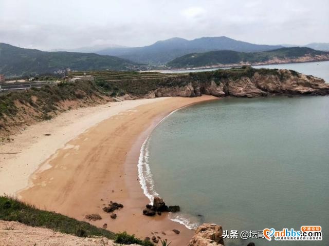 福建宁德吕峡沙滩风光旖旎，是旅游度假的好地方也是五一游最佳处-1.jpg