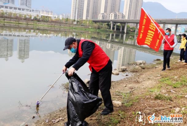 宁德市志愿者开展中心城区主要河流巡河活动-4.jpg