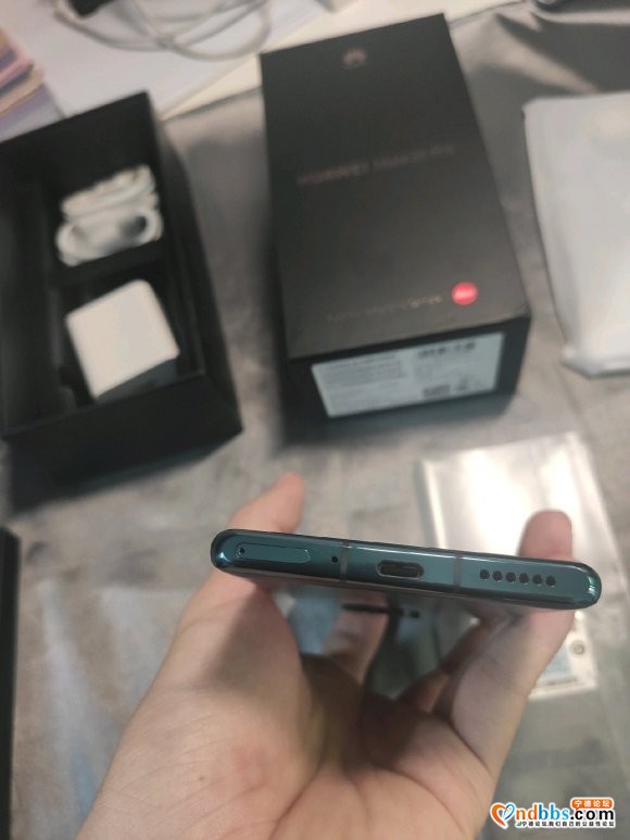 华为mate30Pro   8+256绿色裴冷翠5700转让-4.jpg